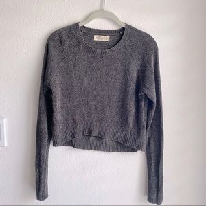 Hollister grey knit cropped sweater. Size S.